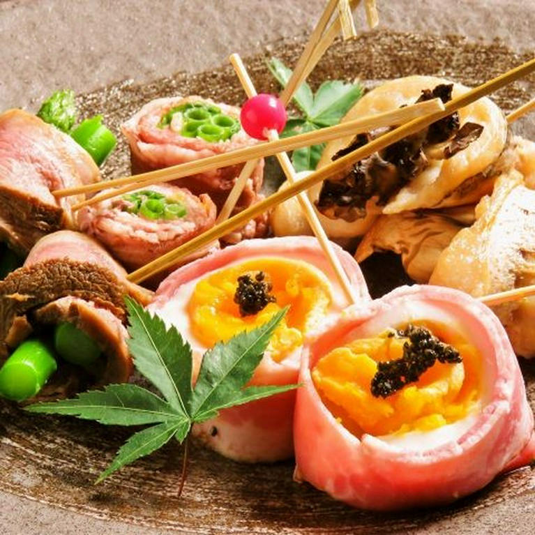 食べごたえ満点の味わい。店自慢の『創作串』