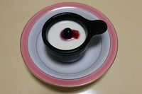 当店手作りにパンナコッタ。プルップルの食感をお楽しみ下さい。
