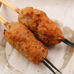 塩コショウのみの味付けで、素材の旨味を堪能できる『つくね』