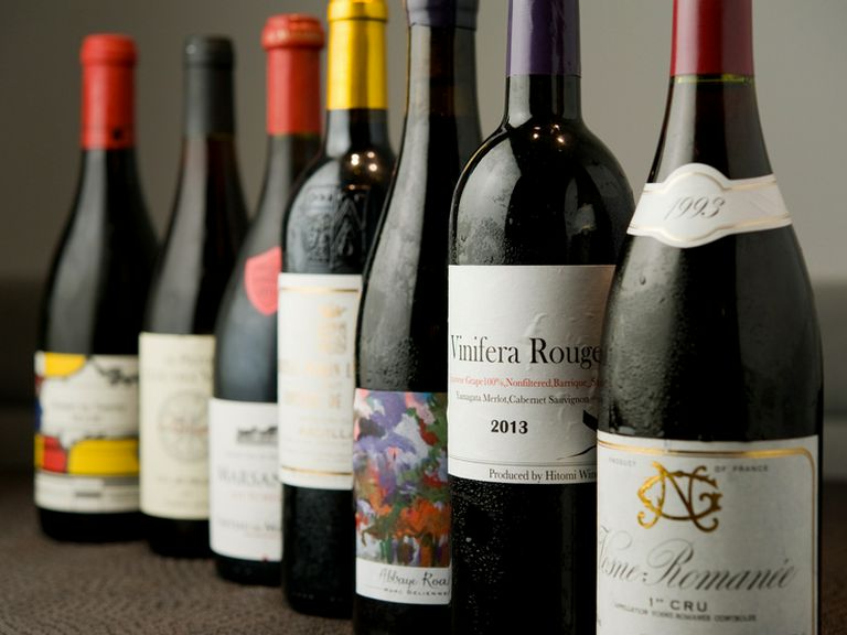 フランス産を中心に、多彩に味わう豊富なワイン