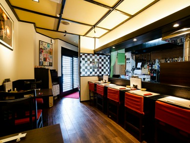 シックな和空間が広がる店内で、ちょっと大人のデートを