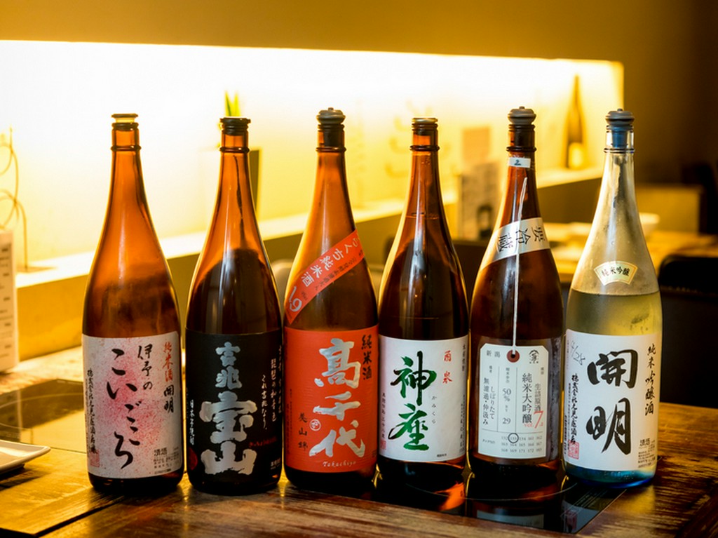 九州料理と楽しむ一杯。食にこだわる大人の宴を催す