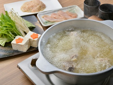 宮崎県産の旨みをじっくりと引き出した『鶏炊き』