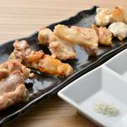 じっくり飼育日数をかけて育てているから肉の旨みが違います。完熟地鶏でしか取れない「大トロ」は絶品。