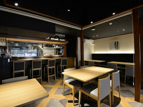 接待や会食など落ち着いて飲みたいシーンでどうぞ