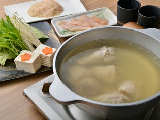 完成に半年を要した看板メニュー『鶏炊き』