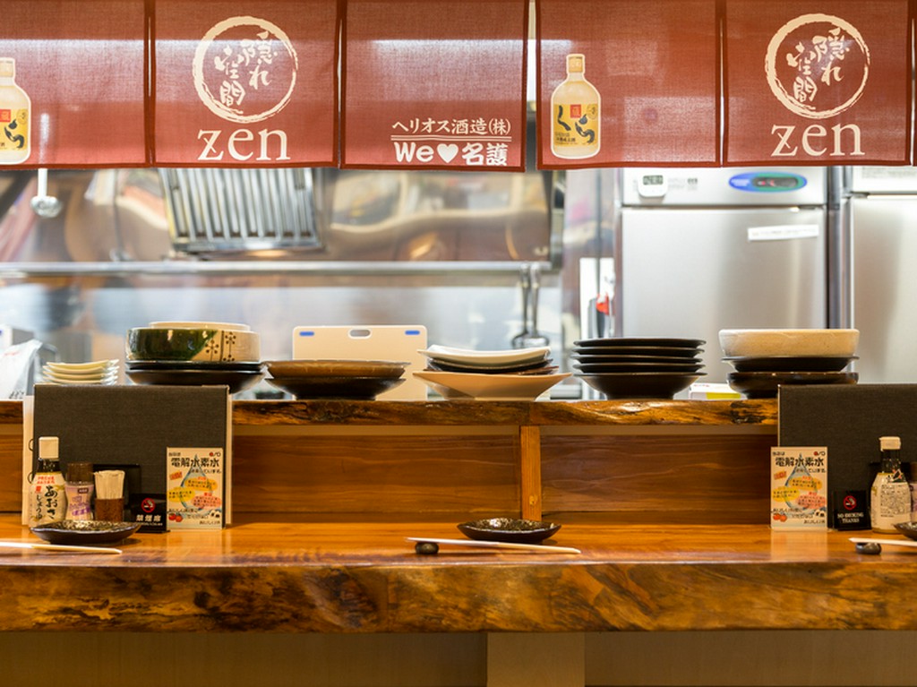 肩肘を張らずに、和食と和酒をじっくりと満喫