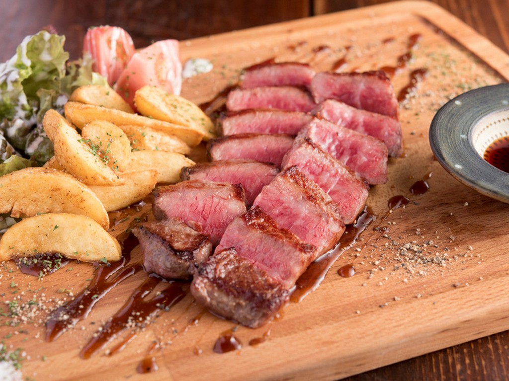 高千穂牛赤身もも肉ステーキ