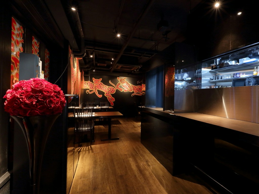 アートな空間で肩肘張らないカジュアルな接待