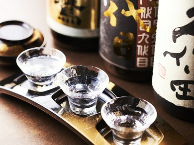 日本酒飲みくらべセット～酒肴小鉢付き～