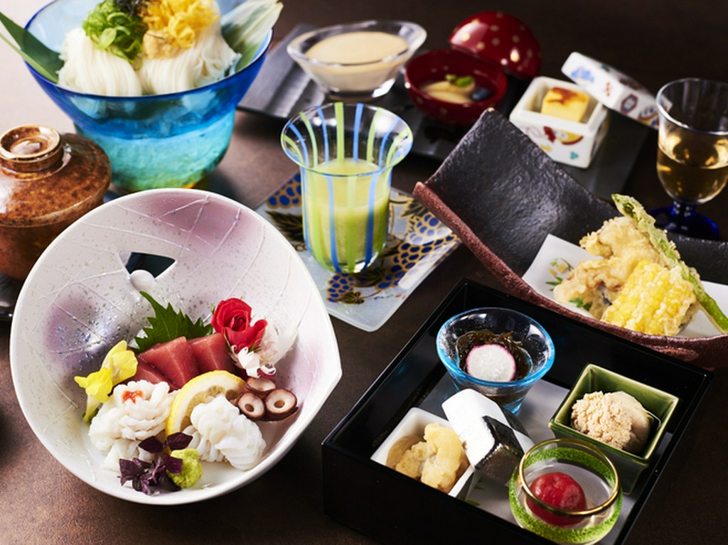 豹紋のライトコース。二次会や女子会にもおすすめです。