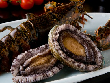 思わず笑みがこぼれる、上質なおいしさでおもてなし