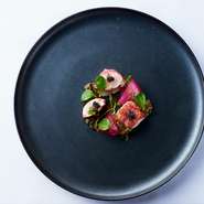 ～お客様へのお願い～
※アレルギーや苦手な食材がございましたらコメント欄にてご記入ください
コース構成は仕入れによって日々変更しております
ジビエなどの食材がコース内容に含まれる場合がございます
アレルギーや苦手な食材がございましたらご予約時にご相談ください
ご来店当日では対応できかねますので、ご了承ください