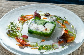 Antibes Marunouchi Brick Square