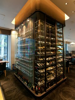 美しく味わい深い本物のワインを是非に。