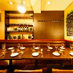 オシャレな大人の隠れ家。【ボノボ】で優雅なひとときを