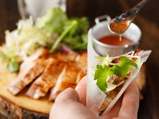 味噌のコクが豚肉の旨みを引き立てた『もち豚味噌漬け焼き』