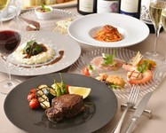 季節の食材を使ったシェフおすすめのコース。〆パスタのスパゲットーネ アラビアータは当店の名物です。