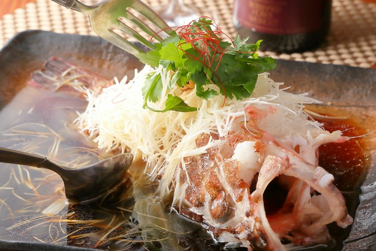 G*n様 ◆中国伝統工芸【景泰藍】の大魚缶です。オフィスのインテリアや中華料理店 G*n様 ◇中国伝統工芸【景泰藍】の大魚缶です。オフィスの