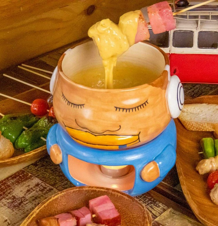 熱々のチーズに焼鳥をフォンデュ♪【焼鳥フォンデュ】