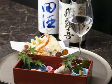 全国の名蔵元の旨い地酒が集い、季節限定酒、隠し酒もいろいろ