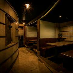 照明を落とし気味にした店内は、ホッと安らげる癒しの空間