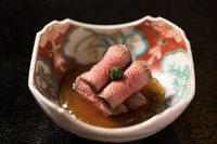 三重が誇る一流の猟師が仕留めた鹿肉を楽しめる『鹿肉ローストの炙り紅葉』