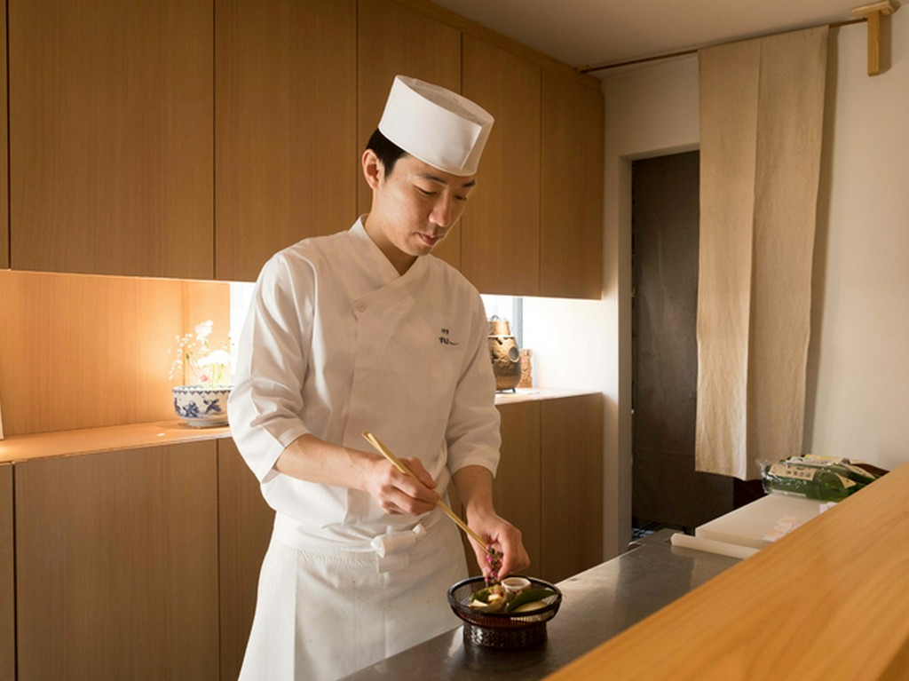 旅を通して様々な人種と交流したからこその柔軟な接客