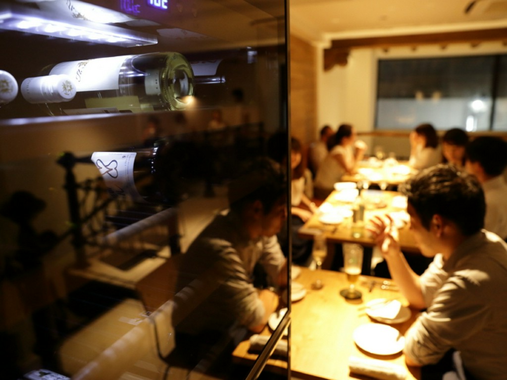 上質な空間でいただく、和の食材を取り入れたカジュアルフレンチ