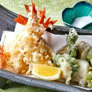 天使の海老や旬のお野菜を盛合せました