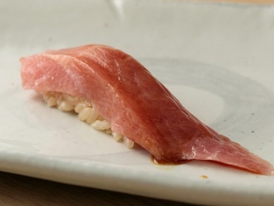 本まぐろならではの味わい『まぐろ中トロ』