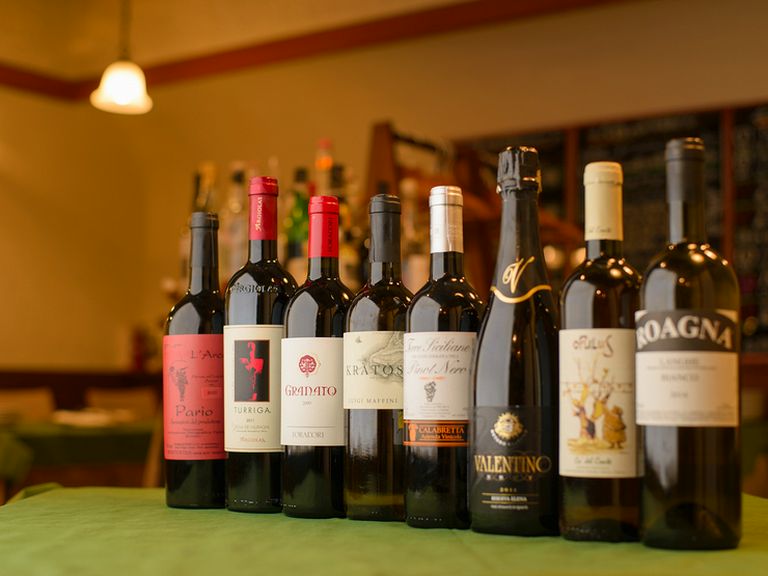 イタリアワインを中心に、幅広い銘柄をラインナップ