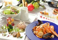 メロディーア」
本日のスープ
自家製フォカッチャ
本日の前菜
本日のおすすめパスタ
本日のメイン料理
本日のドルチェ
コーヒー、紅茶、ハーブティー

※コースはテーブル全体でのご注文をお願いしております。
