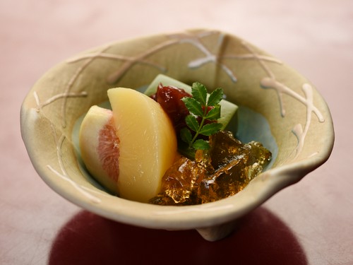 『おまかせ会席』料理一例（水物）