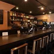 お1人さまを満喫するカウンター