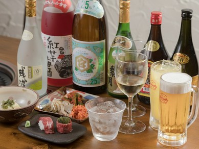 名産「泡盛」を始め、バラエティー豊かな沖縄県の酒