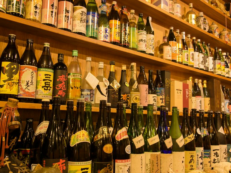 60種を超える豊富な品揃えの焼酎が大人気!