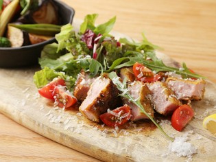 イタリアの定番料理『北海道仔牛ロースのカツレツ　ミラノ風』