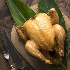 やんばるハーブ鶏まるごとロースト