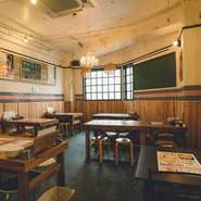 日本酒で有名な獺祭ですが、こちらの店では焼酎も取り扱っています。しかも一杯600円とリーズナブルなのもうれしいところです。				