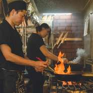 当店は大衆的な居酒屋なので、元気と笑顔を大切にしながら、親しみやすい雰囲気づくりを心がけています。心地よい空間を提供することで「来てよかった」「また来たい」と感じてもらいたいですね。				