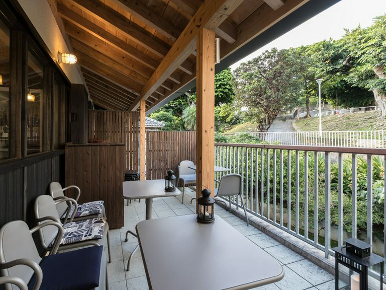 マイナスイオンの空気を感じ楽しむ、グラスシャンパーニュは格別