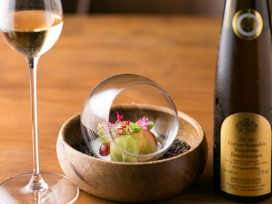 ソムリエが２人在籍しております