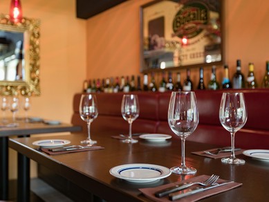シェフおすすめ料理に2時間飲み放題付きのお得なプラン!貸切可