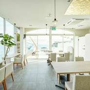 和歌山の素晴らしい景色とともにお食事をお楽しみいただけます。他府県からのお客様にぜひおすすめいただきたい景色です