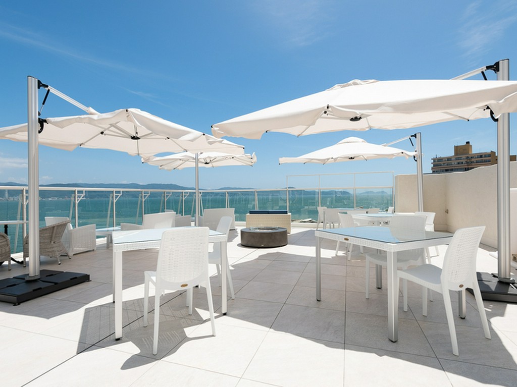 空と海、遮るものがないプライベートな景色