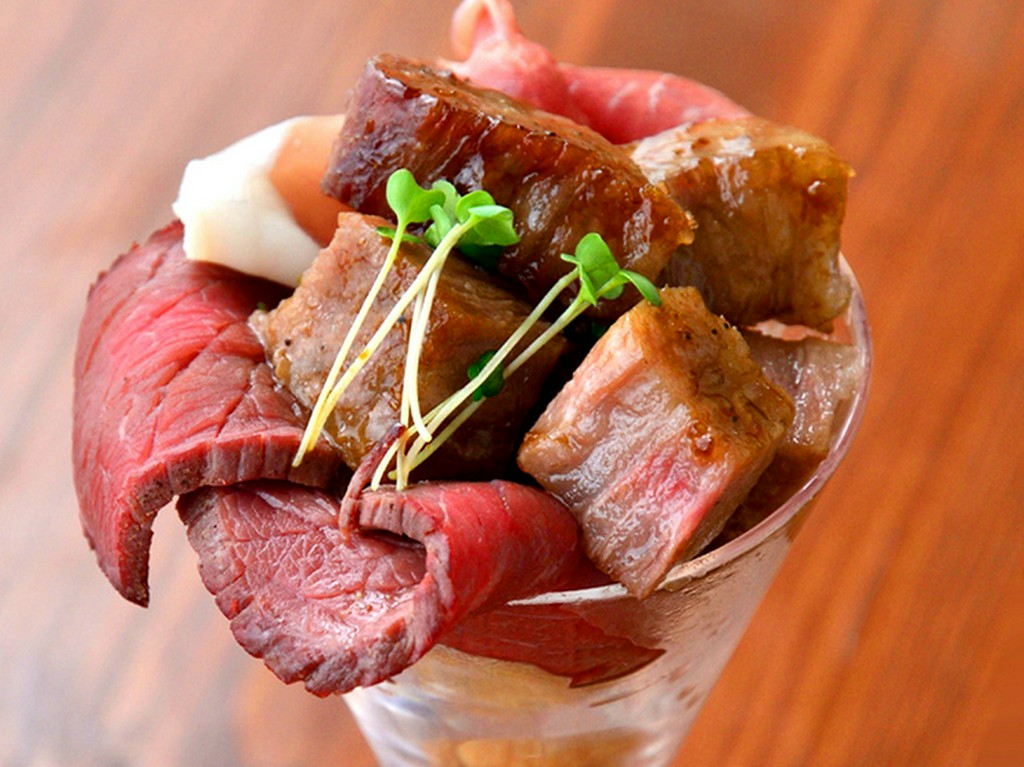 フォトジェ肉(ニック)な肉バル！