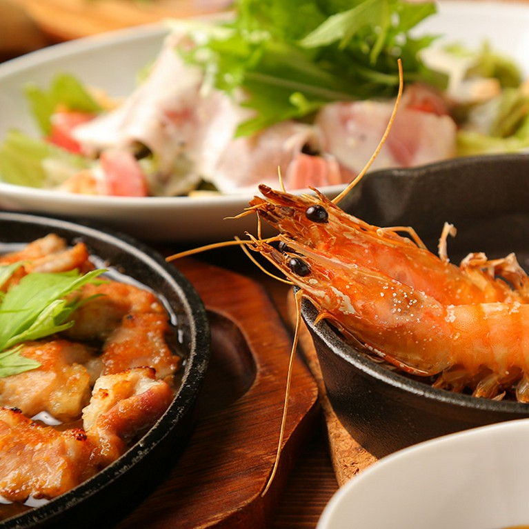 ひうちステーキはじめ、天使の海老・鹿もも肉など、厳選の高級食材が揃ったおすすめのコース！