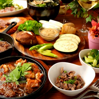 肉バルあわりゅー飲み放題コースも充実！