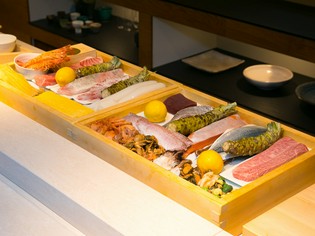 瀬戸内海でとれた鮮度抜群の地もの魚を中心とした厳選仕入れ